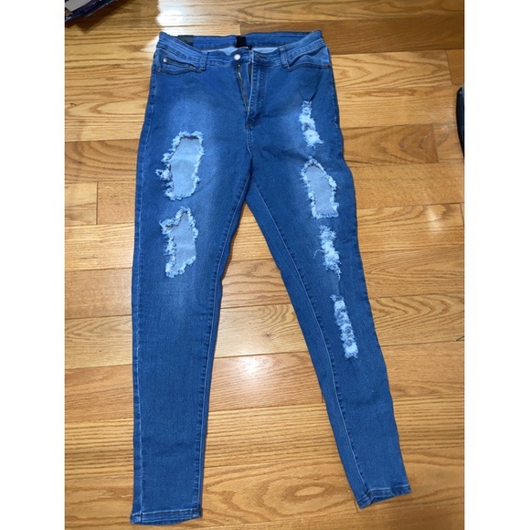 catty distressed skinny jeans